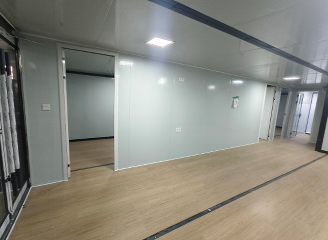 Expandable container house Expandable container house